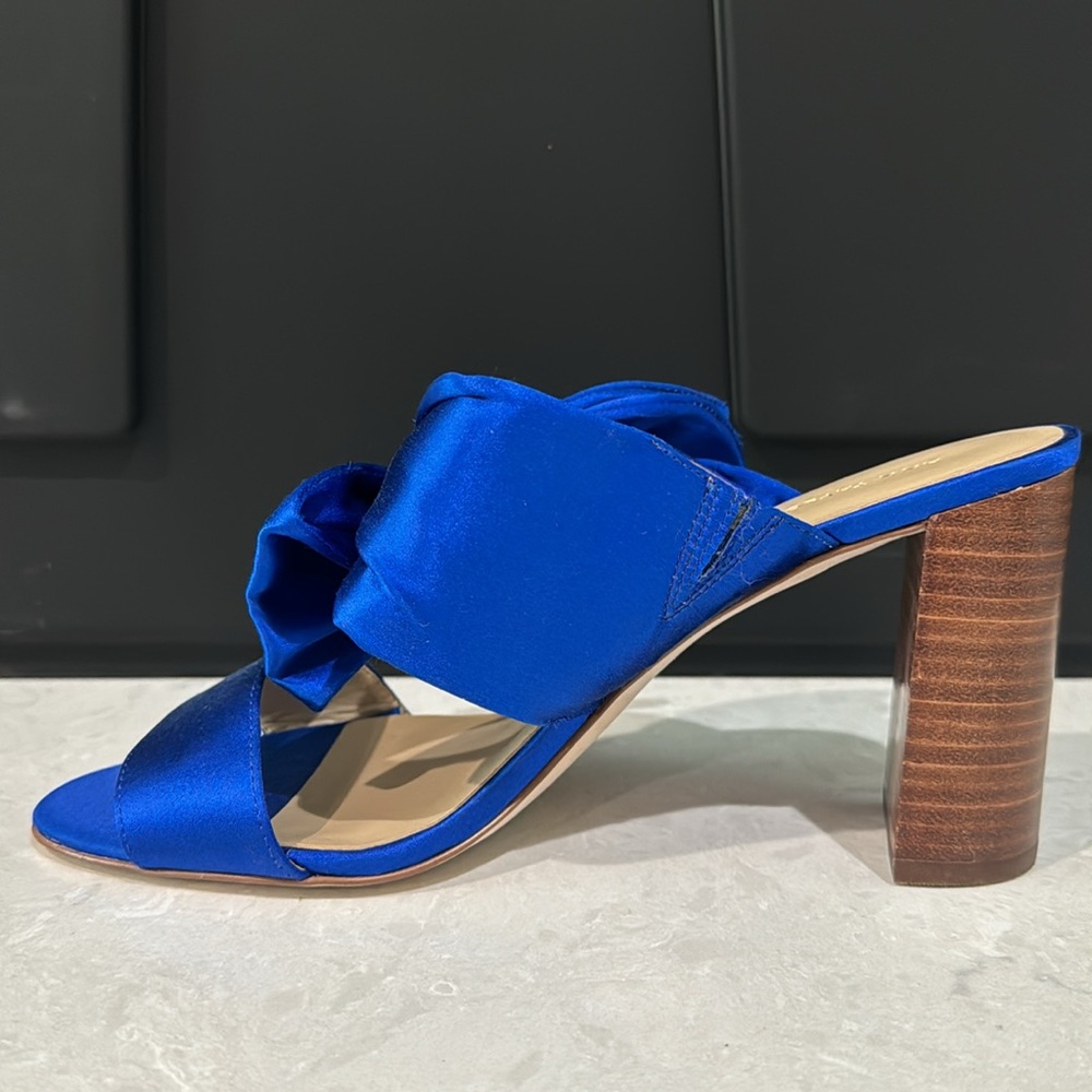 BRAND NEW! Ann Taylor royal blue satin high heel sandals with bows. - Picture 6 of 10